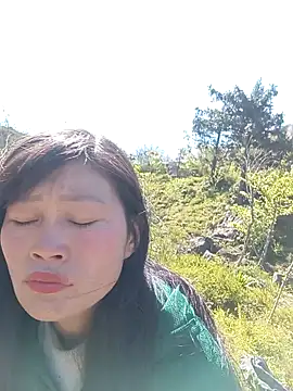 siusiu-00 online show from February 5, 4:39 am