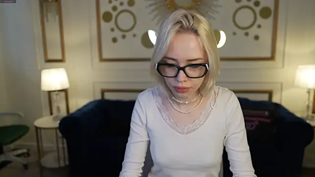 Jessica start online show from November 24, 11:32 am