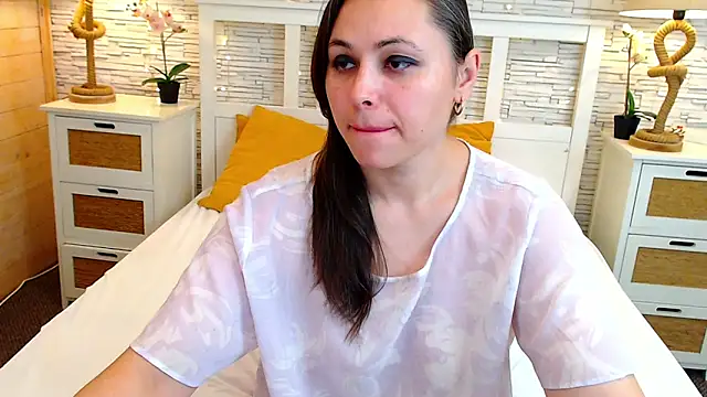 Soft Lilly online show from November 25, 6:13 am