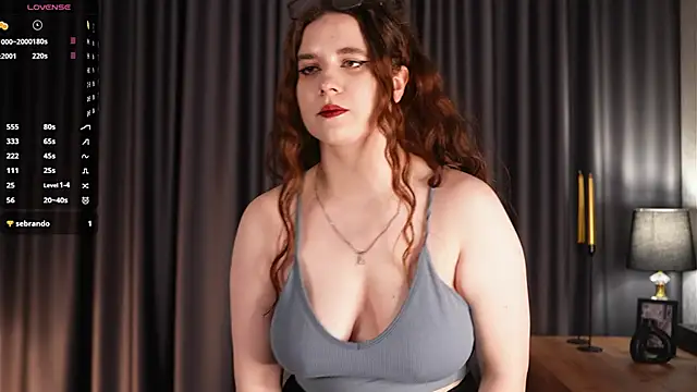 Snapshot of YuriFout chatting on October 25, 3:18 pm YuriFout online show from October 25, 3:18 pm