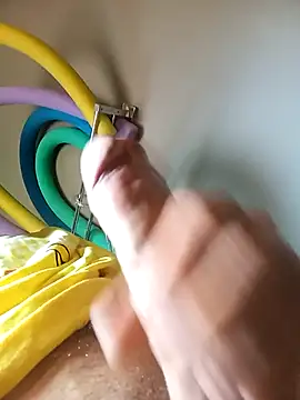 helfo2002 online show from October 31, 12:39 pm