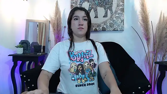 ZharaGag on u online show from November 6, 12:28 pm