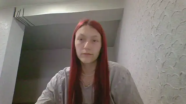 luna tt online show from April 19, 4:17 pm