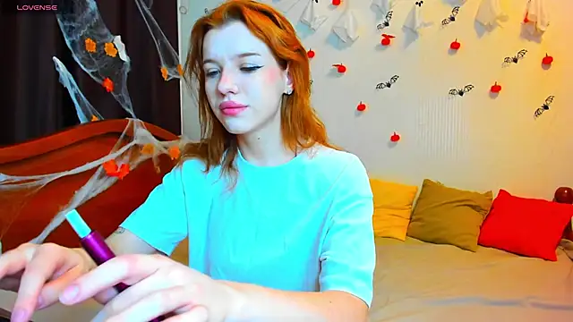 MeganNewCat online show from November 14, 9:19 am