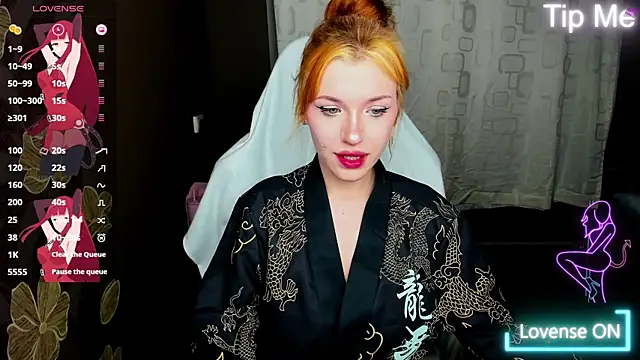 Snapshot of MeganNewCat chatting on May 31, 7:48 pm MeganNewCat online show from May 31, 7:48 pm