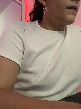 La-Gatiita-trans online show from April 2, 2:42 am