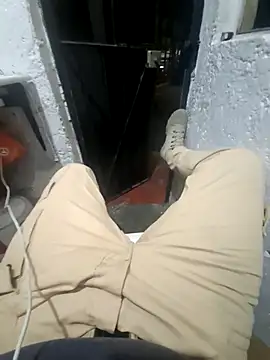 Raczos online show from December 18, 3:45 am