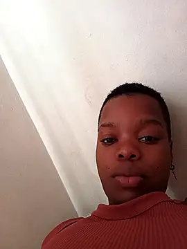 SexyLatoya05 online show from December 5, 6:22 am