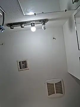 Snapshot of whateveruwanthowever chatting on October 28, 5:37 pm whateveruwanthowever online show from October 28, 5:37 pm