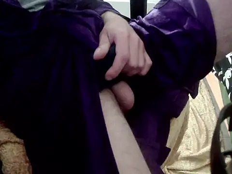 Batboy94 online show from April 20, 9:49 pm