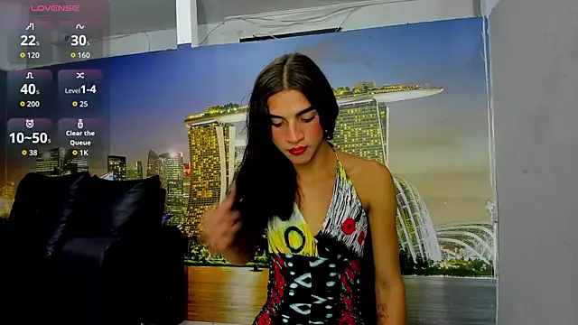 Zakura hot 25 online show from October 14, 12:00 am