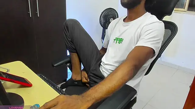 BenhtenBlack25 online show from January 15, 10:24 pm