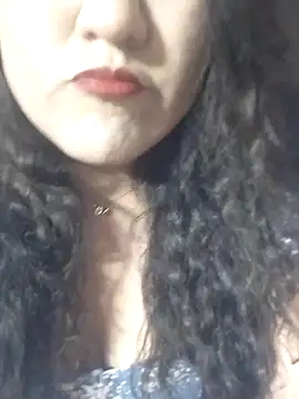 Snapshot of sol093 chatting on October 14, 12:11 am sol093 online show from October 14, 12:11 am