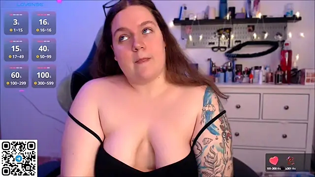 SummerTina online show from December 1, 7:36 pm