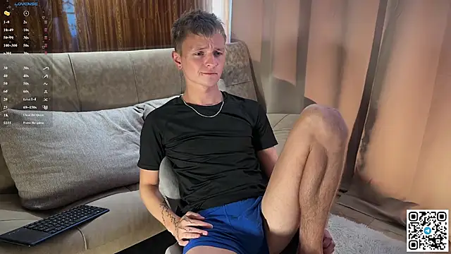 Snapshot of Logan_mett chatting on June 26, 11:25 am Logan mett online show from June 26, 11:25 am