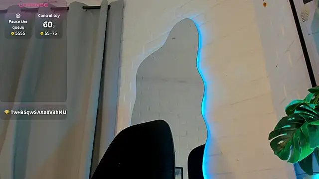 MATEO HUNTER online show from February 4, 12:55 pm