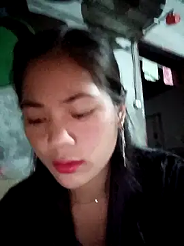 Snapshot of Lyssa-a chatting on October 27, 10:58 pm Lyssa-a online show from October 27, 10:58 pm