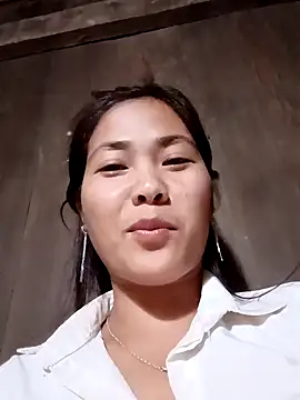 Snapshot of Lyssa-a chatting on November 11, 3:39 am Lyssa-a online show from November 11, 3:39 am