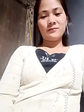 Snapshot of Lyssa-a chatting on November 13, 1:26 am Lyssa-a online show from November 13, 1:26 am