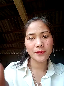 Snapshot of Lyssa-a chatting on November 15, 1:36 am Lyssa-a online show from November 15, 1:36 am