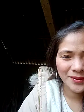 Snapshot of Lyssa-a chatting on November 21, 4:33 am Lyssa-a online show from November 21, 4:33 am