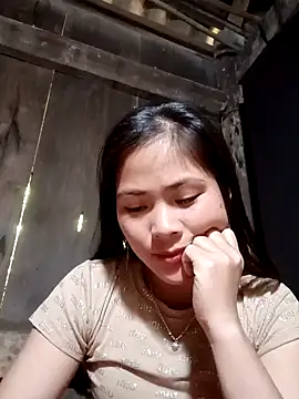 Snapshot of Lyssa-a chatting on November 28, 6:05 am Lyssa-a online show from November 28, 6:05 am