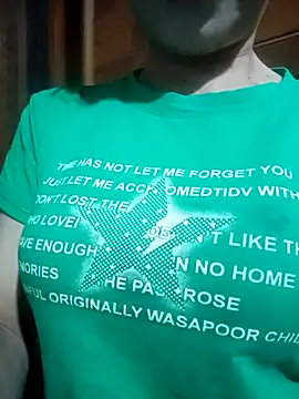 Snapshot of RizoCii chatting on October 29, 12:02 am RizoCii online show from October 29, 12:02 am