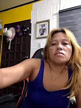 CockBiter83 online show from April 11, 3:11 am