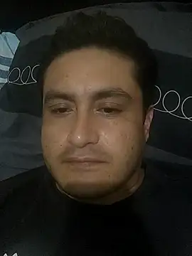 Snapshot of checheludo23 chatting on October 21, 12:44 am checheludo23 online show from October 21, 12:44 am