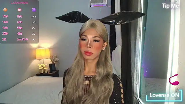 Snapshot of NicoleAshleyxxx chatting on October 25, 11:07 am NicoleAshleyxxx online show from October 25, 11:07 am