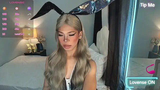 Snapshot of NicoleAshleyxxx chatting on October 30, 12:50 pm NicoleAshleyxxx online show from October 30, 12:50 pm