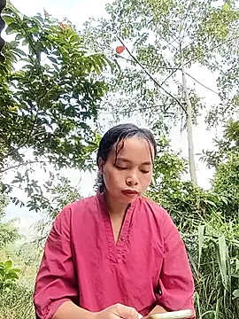 Snapshot of Nguyet2k4 chatting on November 23, 1:49 am Nguyet2k4 online show from November 23, 1:49 am