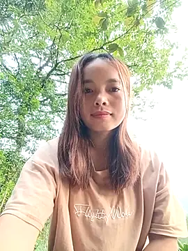 Nguyet2k4 online show from April 27, 11:14 pm