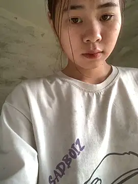 Snapshot of Yanmei_19 chatting on October 21, 2:01 am Yanmei 19 online show from October 21, 2:01 am
