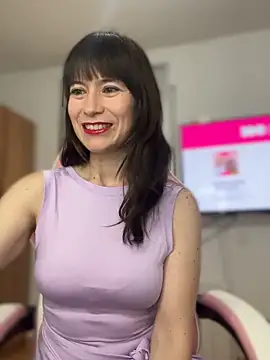 AlanaRius18 online show from April 18, 10:41 am