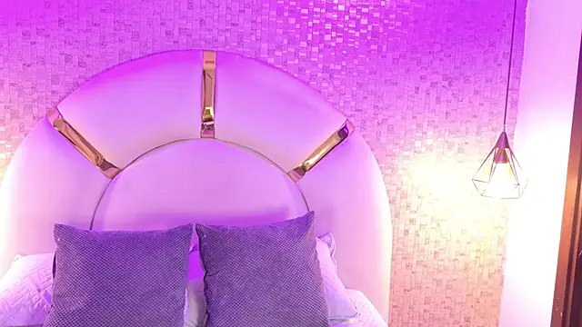 emmy rose25 online show from April 22, 11:34 am