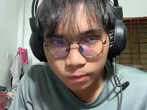 kave2033 online show from November 25, 3:01 pm