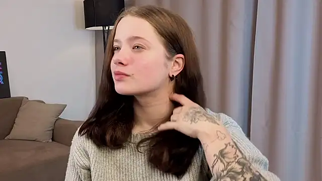 Snapshot of JonDatko chatting on October 17, 3:20 am JonDatko online show from October 17, 3:20 am