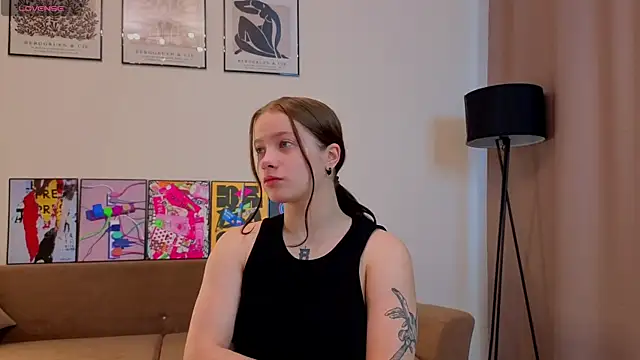 Snapshot of JonDatko chatting on November 16, 7:14 am JonDatko online show from November 16, 7:14 am