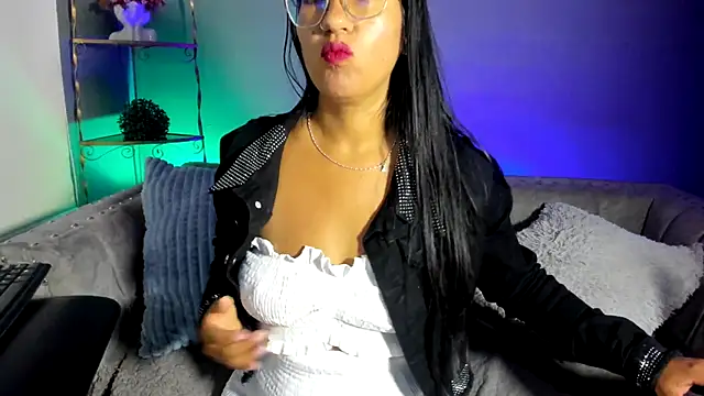 charlhot  online show from October 29, 12:40 pm