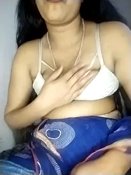 strip queennn online show from February 17, 6:25 pm