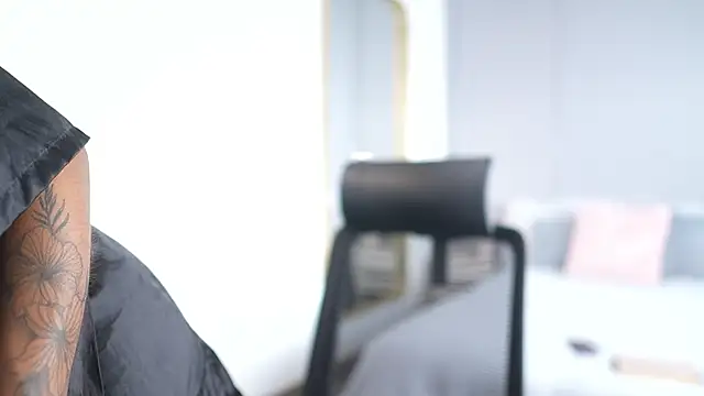 VictoriaBellah online show from April 15, 10:21 pm