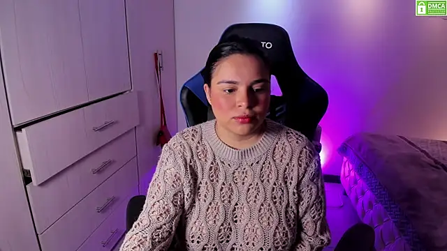 Bluepaula online show from November 5, 3:23 pm