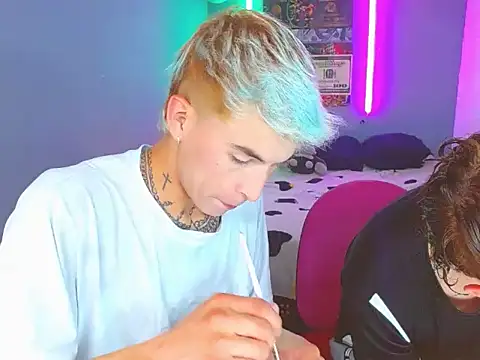 Latin boysxxxx online show from October 27, 2:59 am