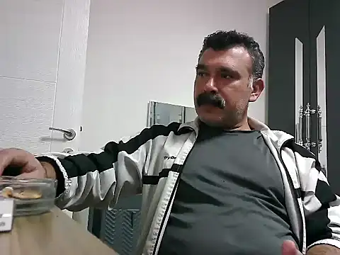 meroglu45 online show from October 18, 5:03 pm