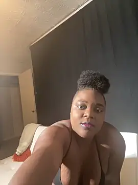 Snapshot of Desireexoxo chatting on October 29, 2:30 pm Desireexoxo online show from October 29, 2:30 pm