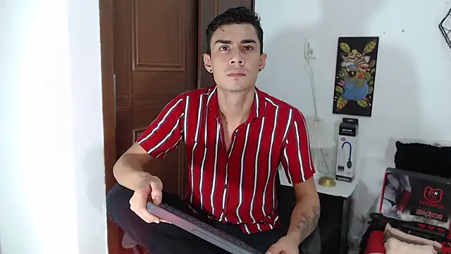 DavidFord2425 online show from October 17, 5:26 pm