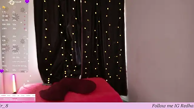 Snapshot of Rhosynn chatting on February 10, 7:07 pm Rhosynn online show from February 10, 7:07 pm