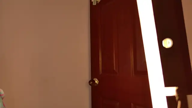 Snapshot of Rhosynn chatting on February 23, 7:00 pm Rhosynn online show from February 23, 7:00 pm