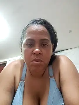 Snapshot of Karenmtroconiz chatting on December 18, 2:34 pm Karenmtroconiz online show from December 18, 2:34 pm